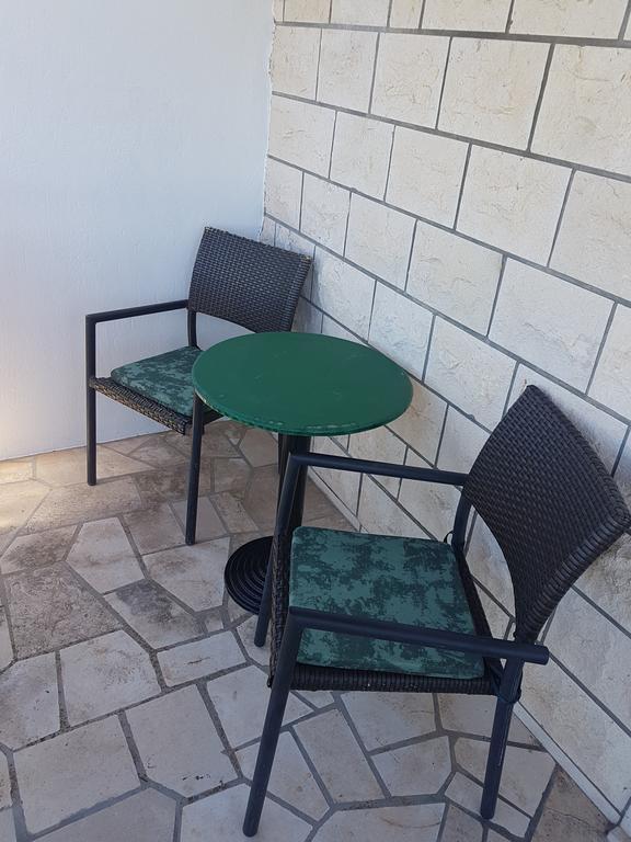 Apartments Plazibat Škrip Zewnętrze zdjęcie